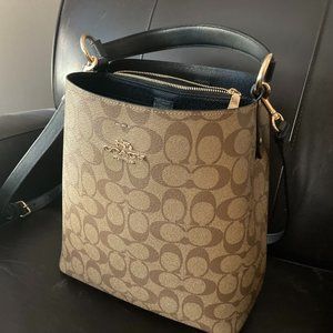 Coach Purse - Med